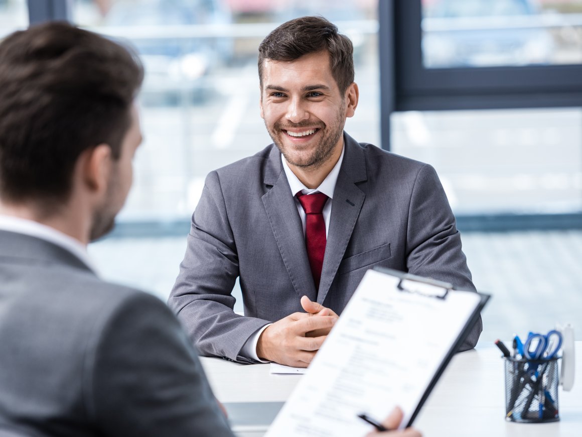 Кем работать в России? Составлен топ самых высокооплачиваемых профессий