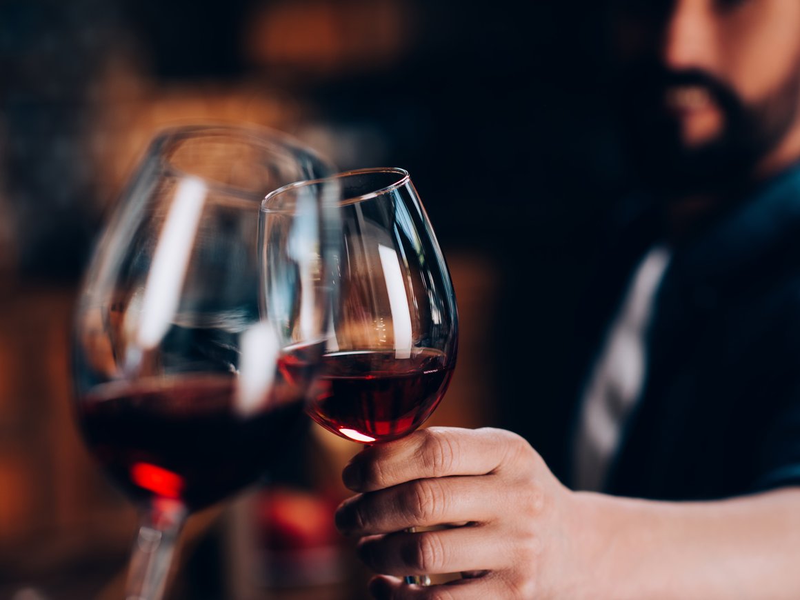 Инвестиции в Бордо: Vindome открыла россиянам доступ к предпродажам французских вин