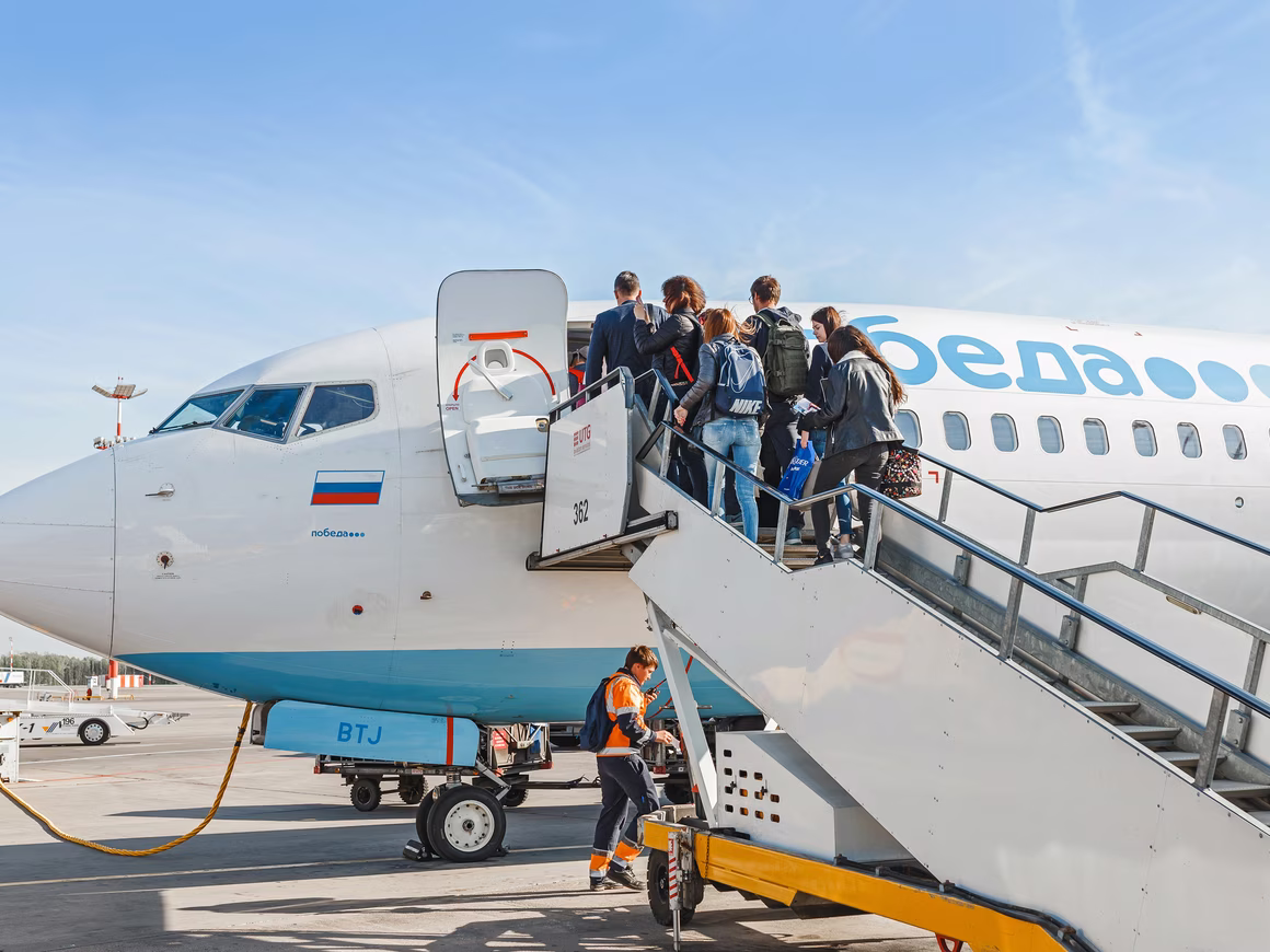 «Победа» подала иск к ФСБ из-за действий пограничников во Внуково