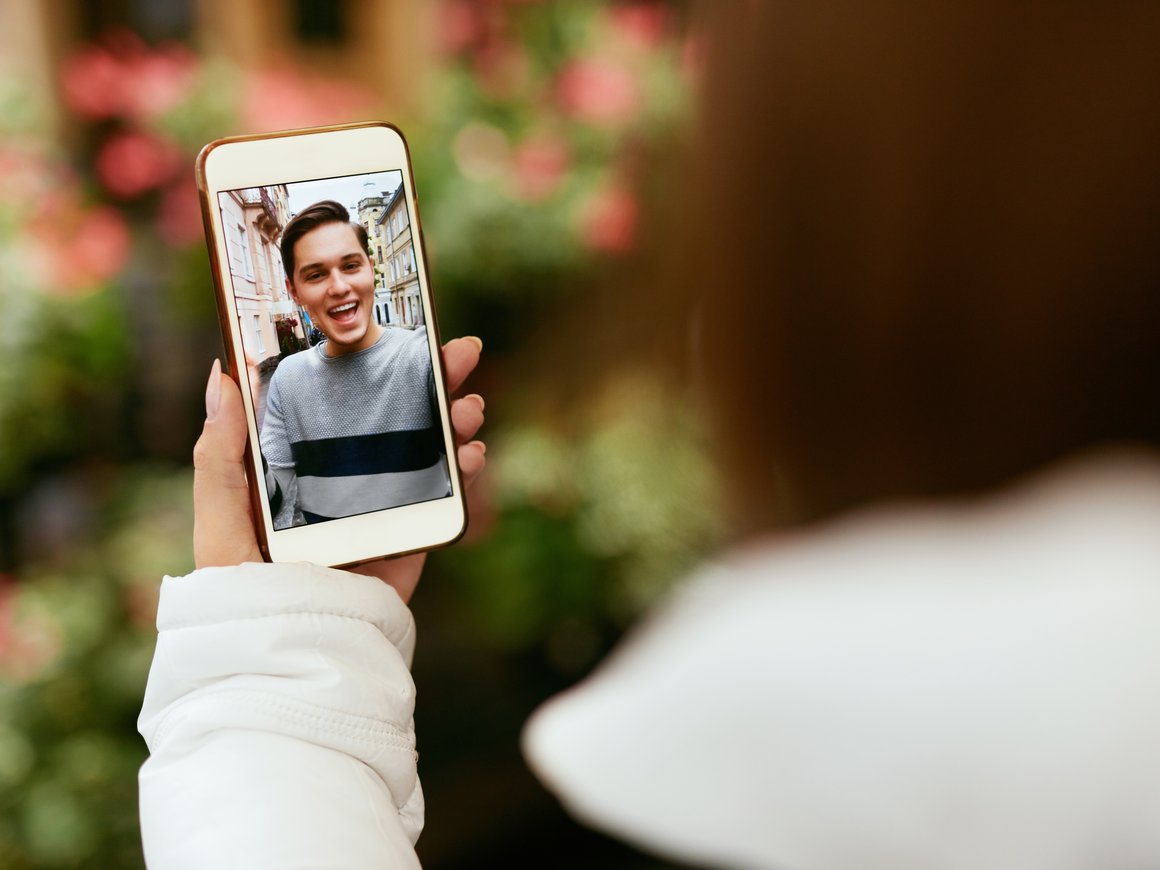 Владелец Tinder покупает южнокорейского разработчика сервисов видеозвонков и стриминга