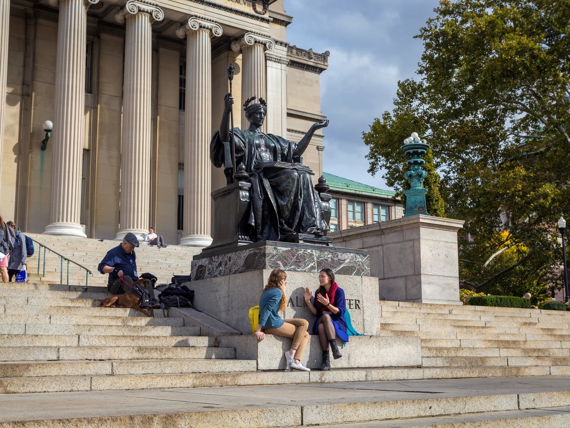 «Занятия начинаются с медитации». Как устроена учеба в летней бизнес-школе Колумбийского университета