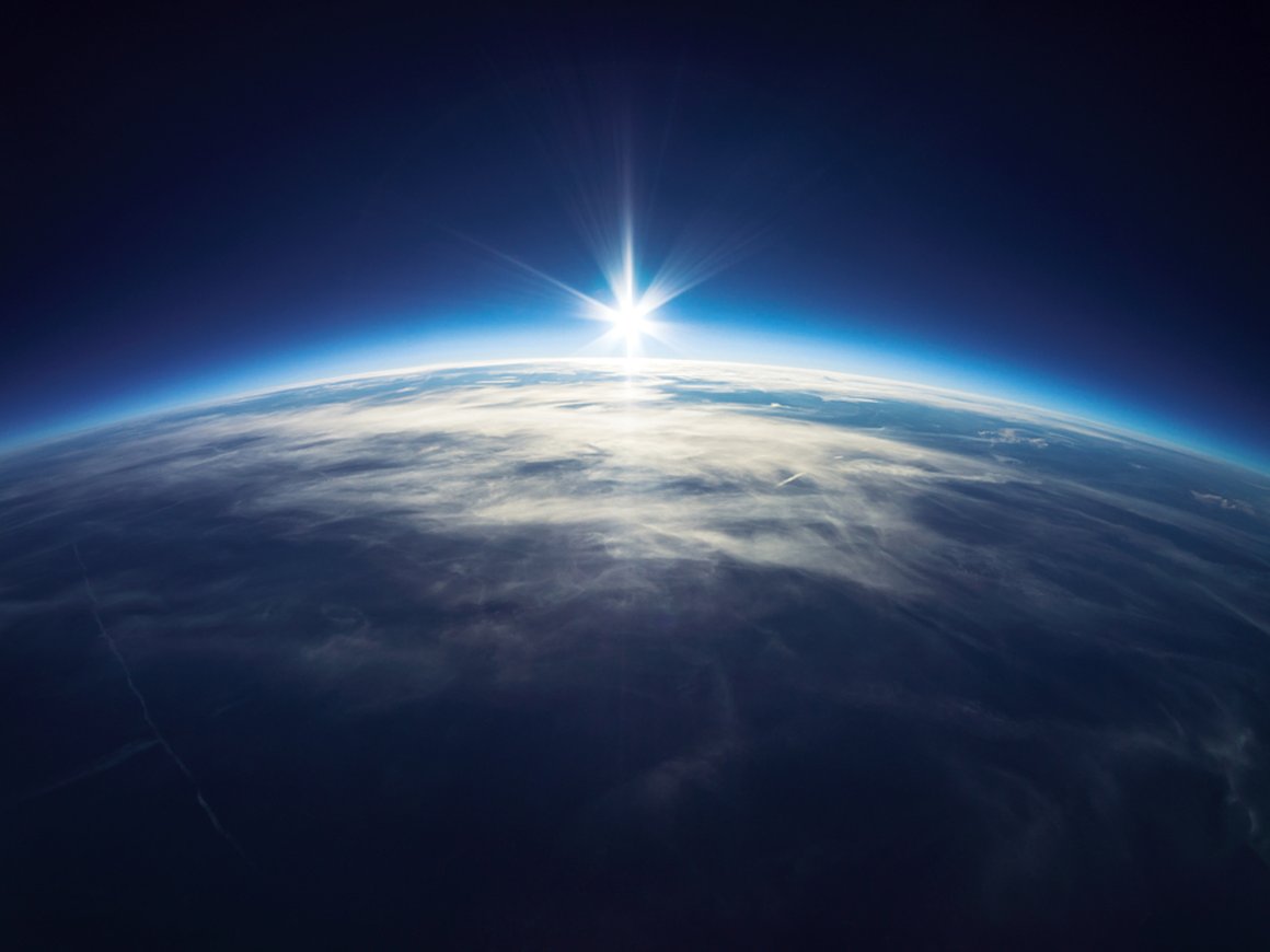 «Роскосмос» заключил первые контракты на отправку туристов к МКС