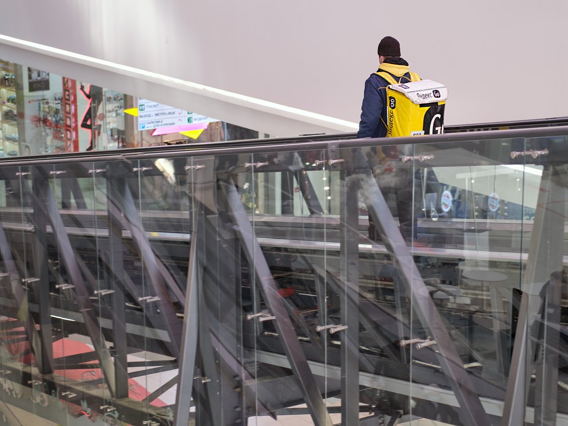 «Яндекс.Маркет» начал подключать продавцов к экспресс-доставке