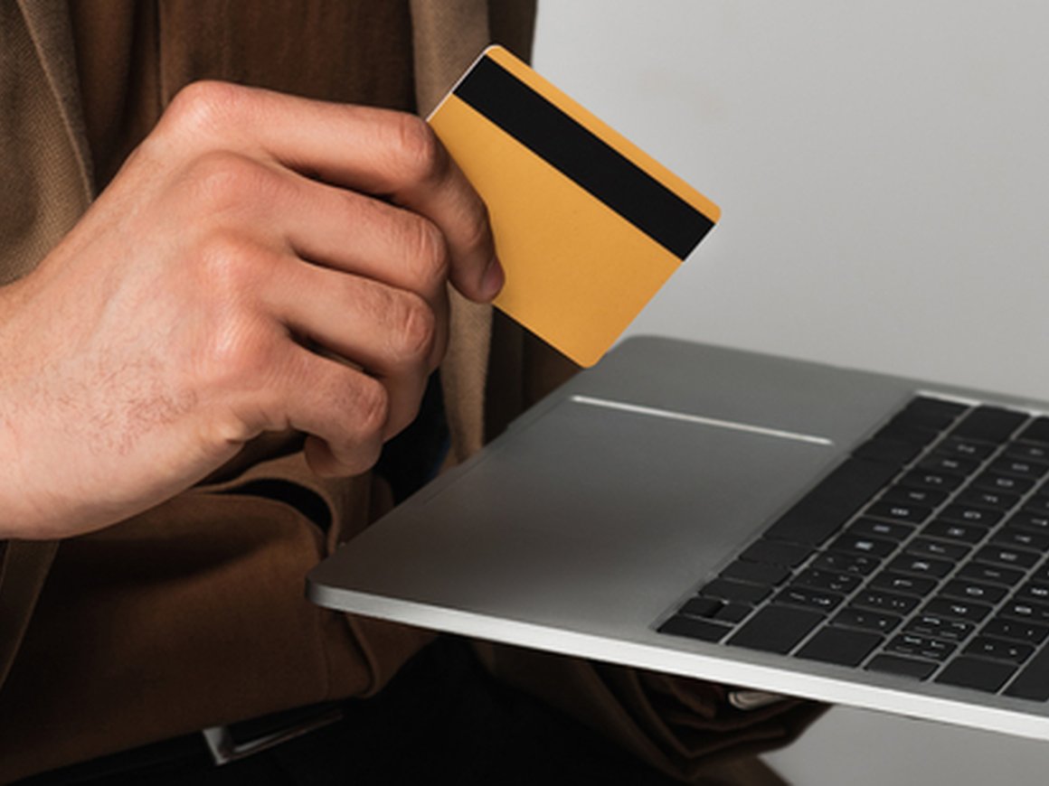 Data Insight: к 2025 году четверть всех покупок в России будет совершаться онлайн