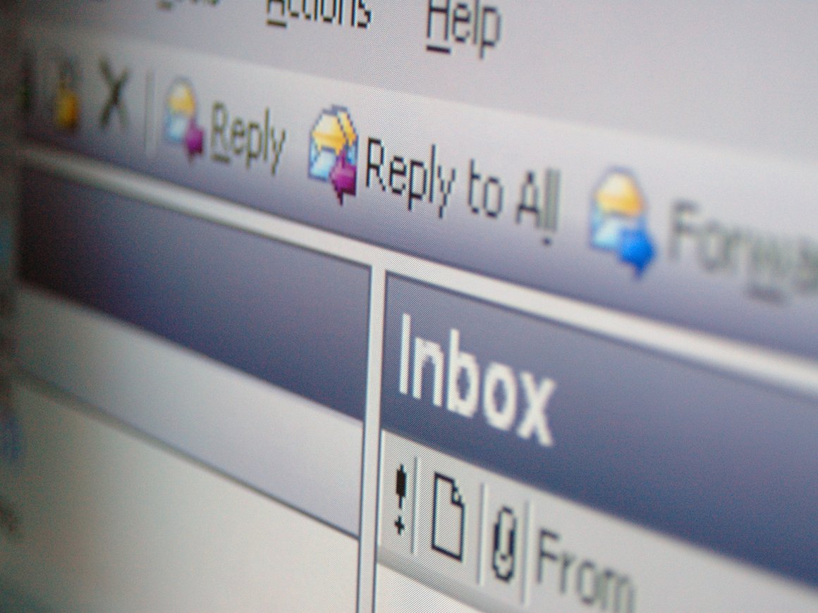 Как не дать электронной почте шпионить за вами