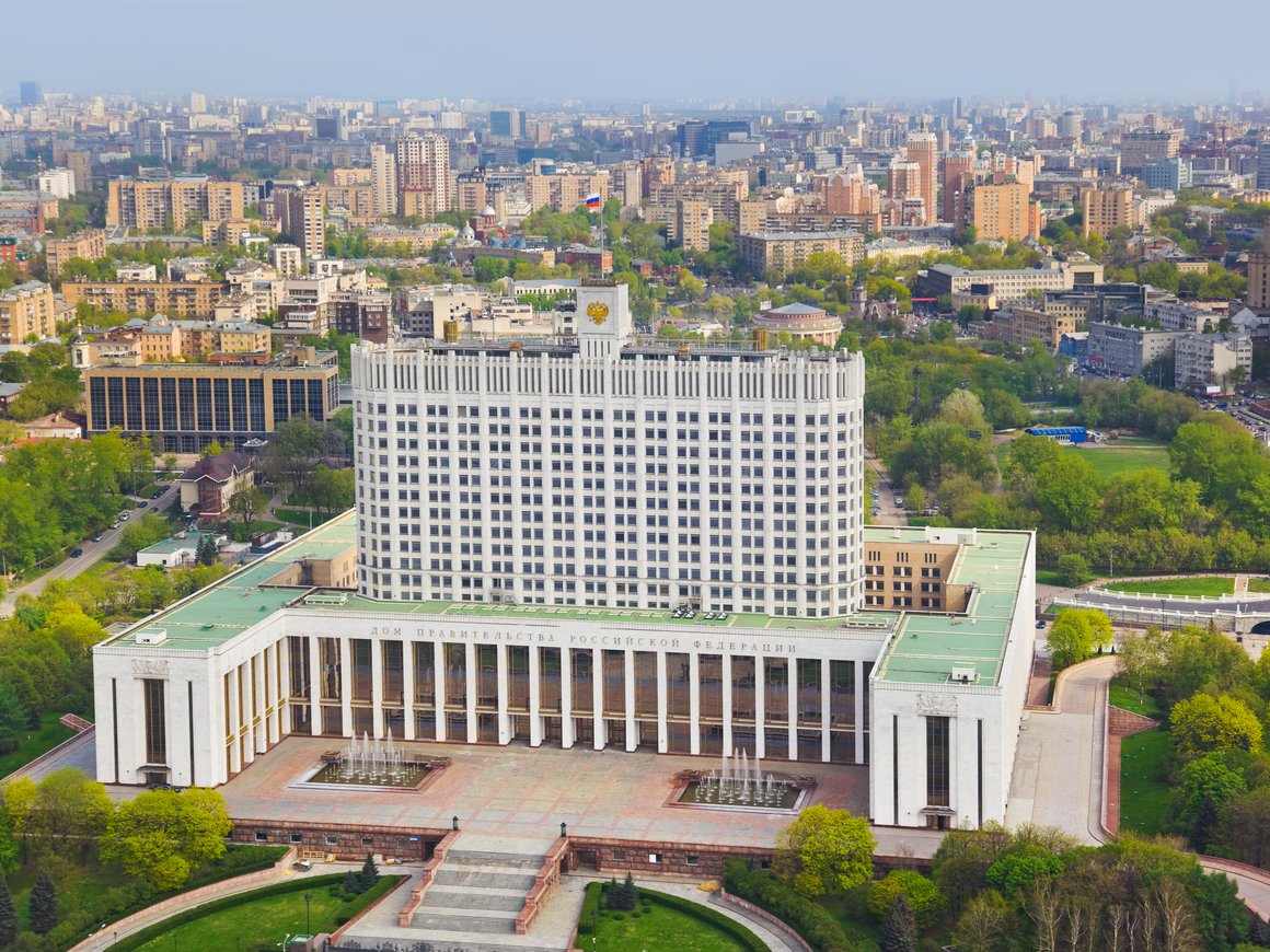 Российский бюджет пополнят за счет выпивающих и курящих