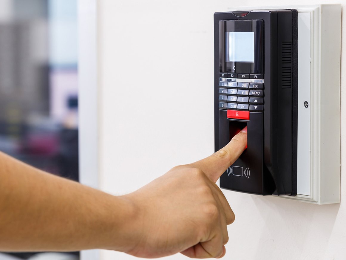 «Альфа-банк» рассказал о потраченных впустую $1,5 млн на биометрию