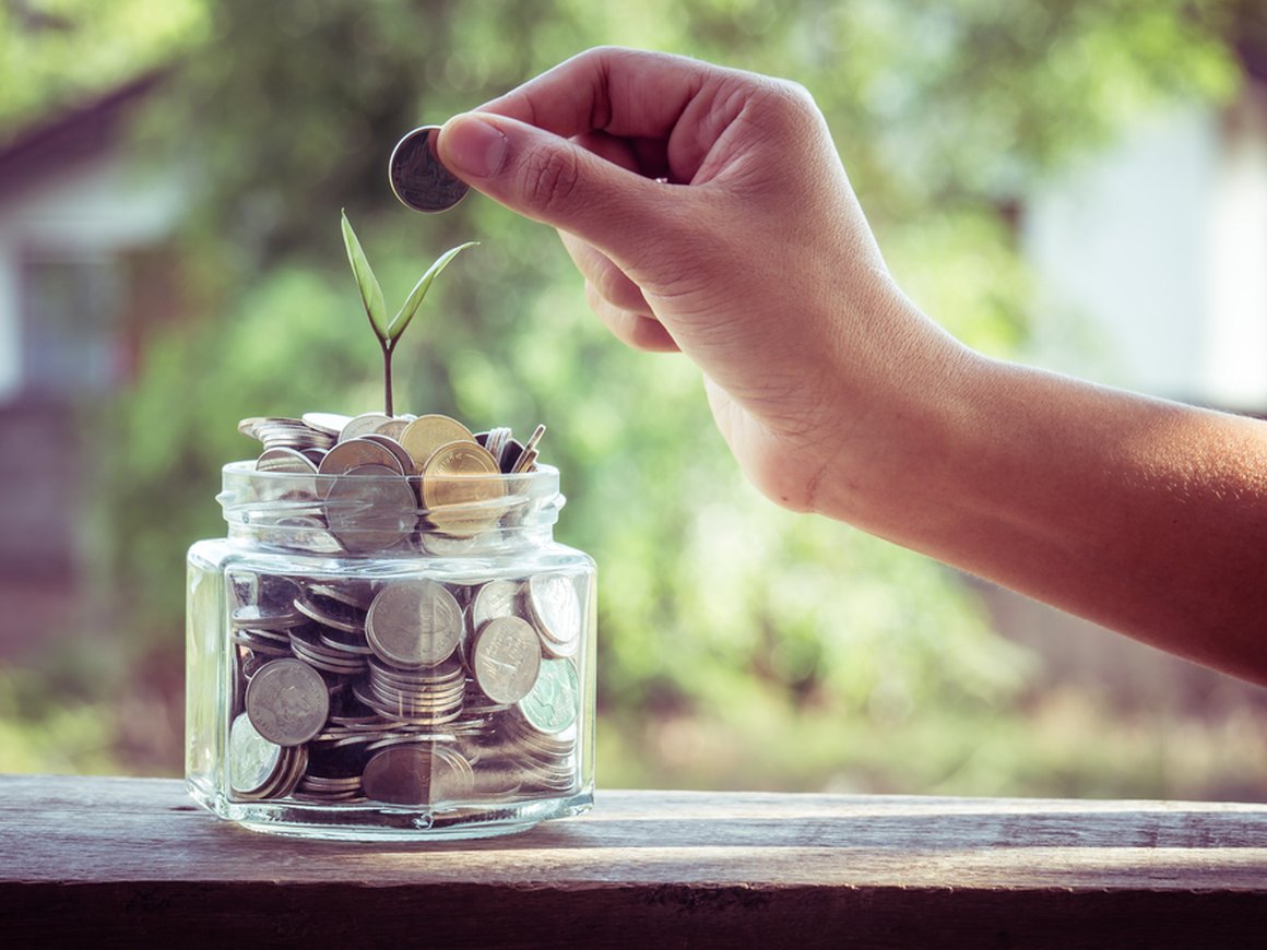 «Яндекс.Деньги» предложили пользователям самостоятельно инвестировать в акции и иностранные валюты