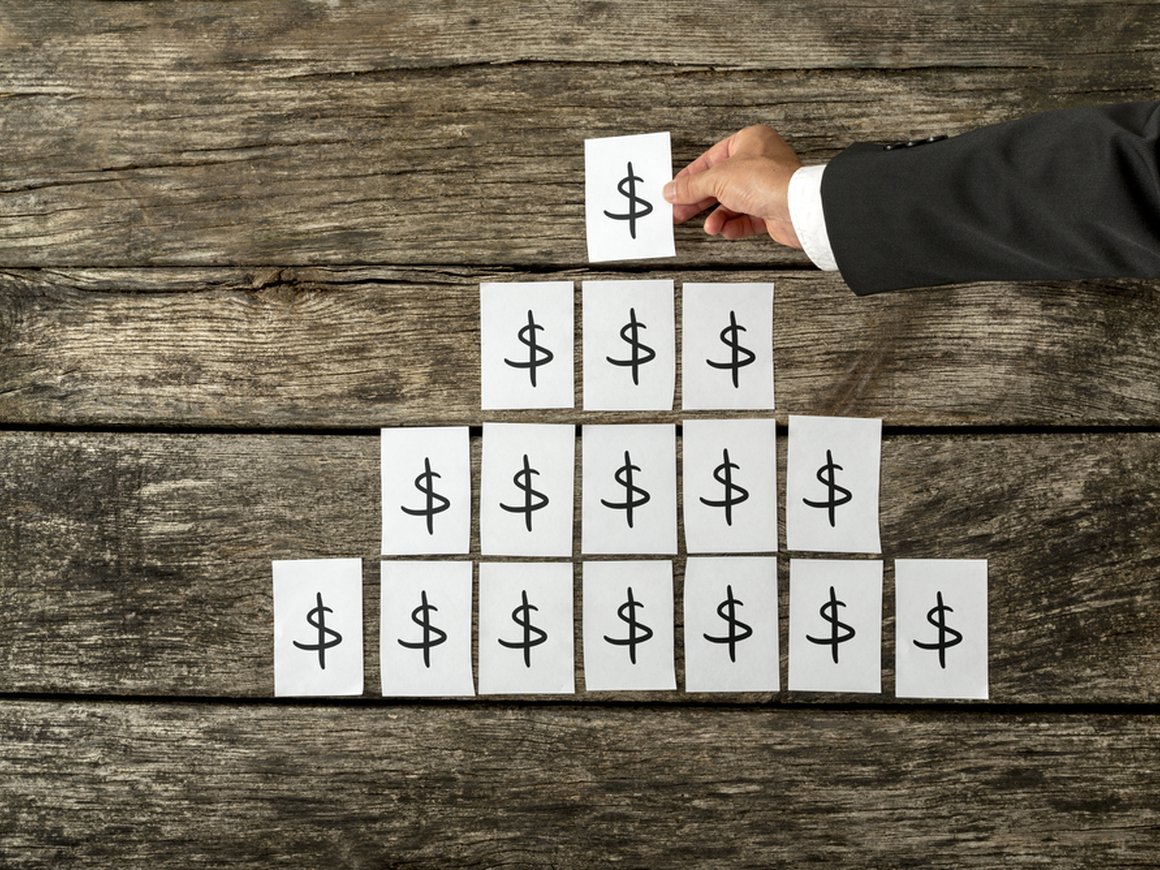 Банк России зафиксировал рост числа финансовых пирамид в 2018 году