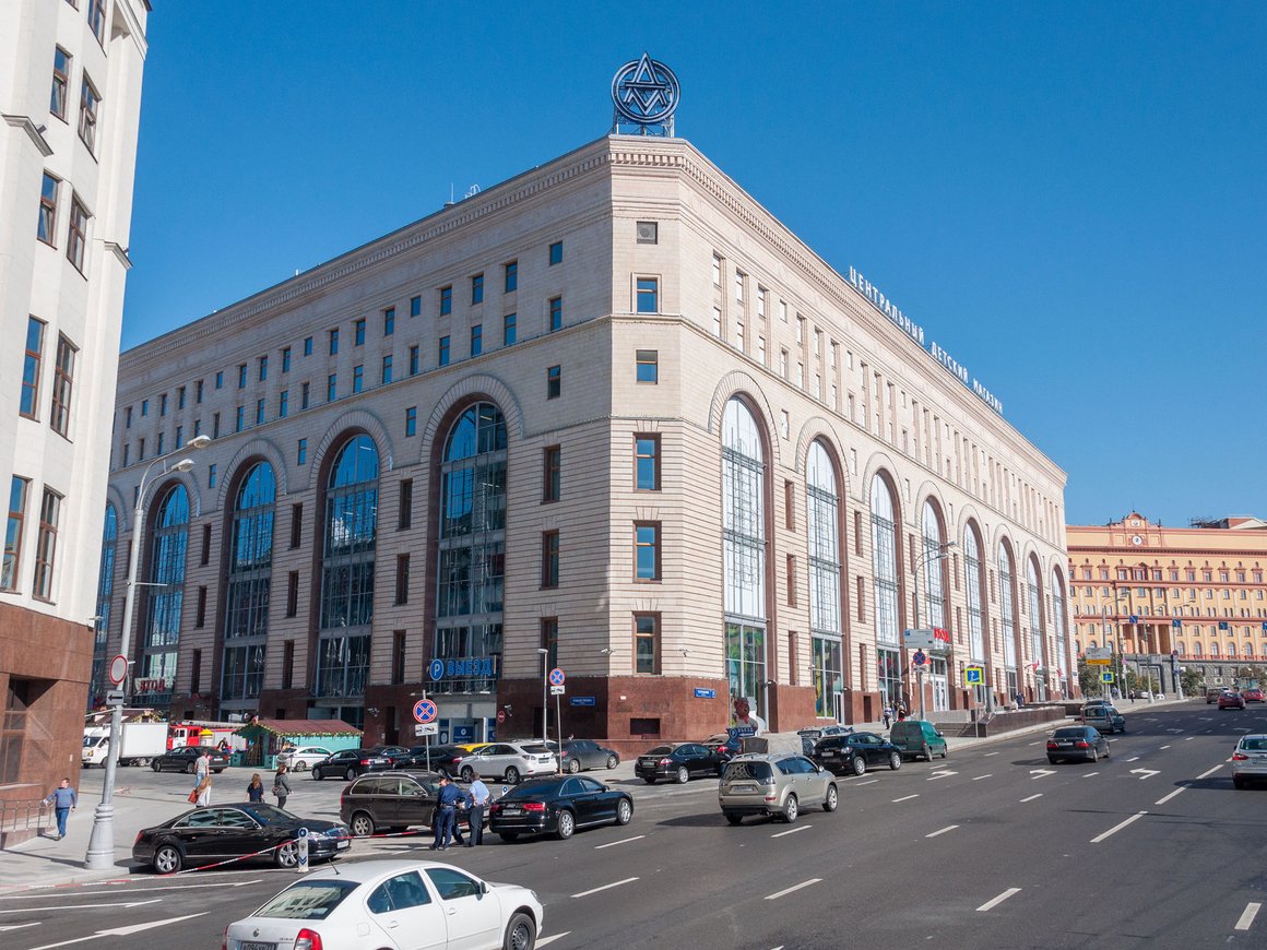 Центральный детский магазин на Лубянке закрыли за несоблюдение санитарных норм