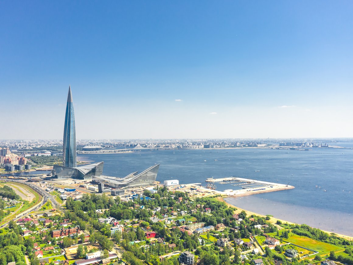 «Газпром» официально переехал в Петербург из Москвы