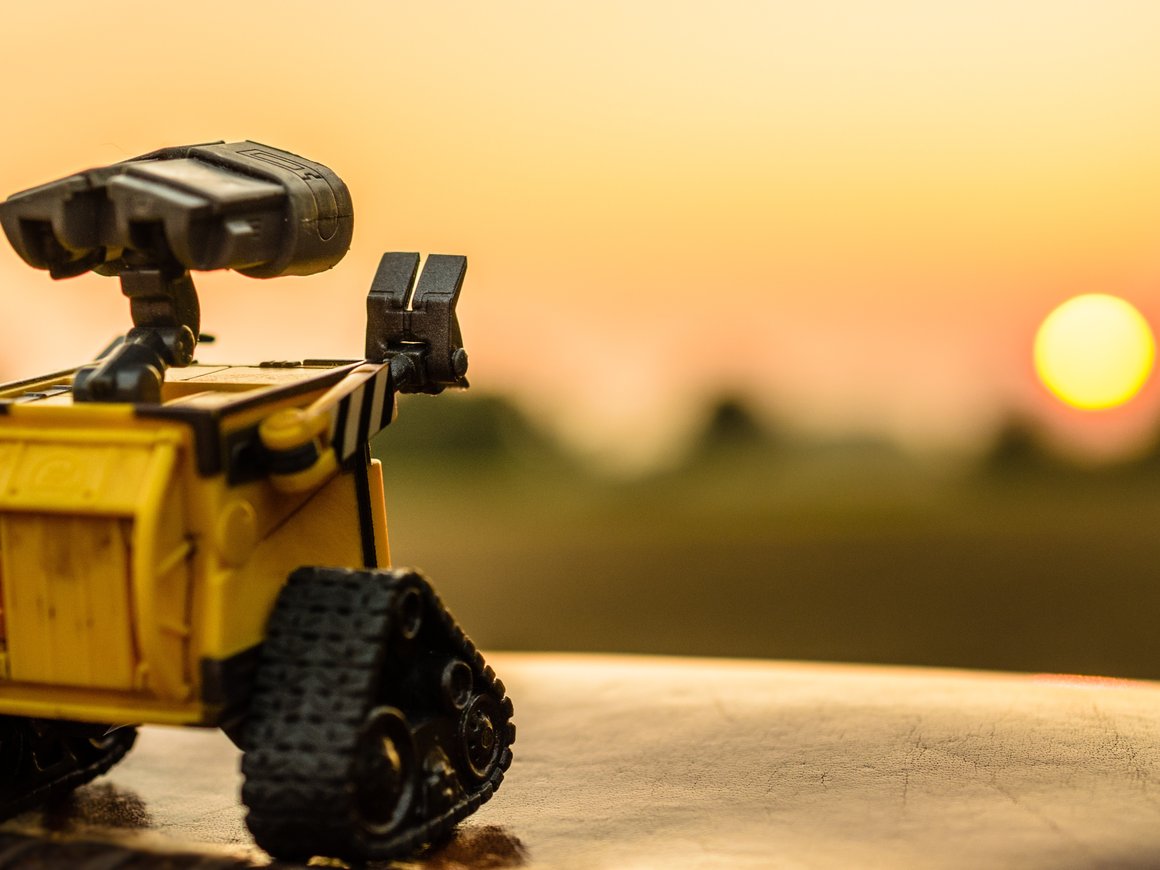 Как роботы помогают контролировать сотрудников, работающих вне офиса