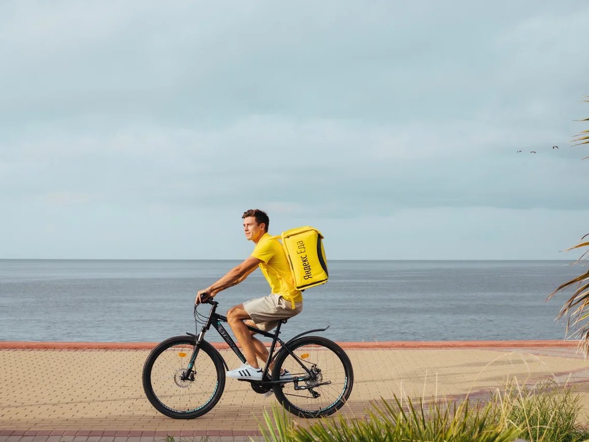 «Яндекс.Еда» начала доставлять заказы на пляжи Сочи и Адлера