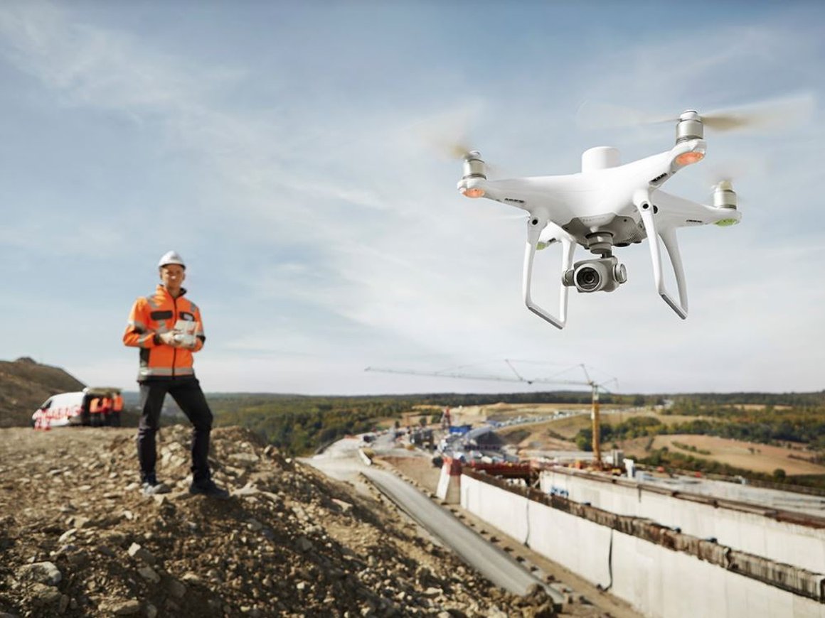 Оператор дронов: средняя зарплата и перспективность профессии