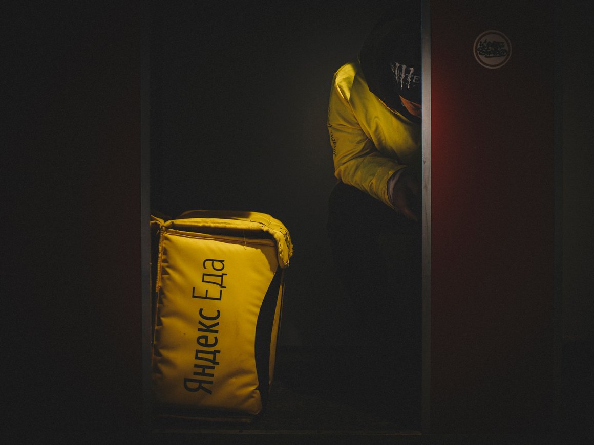 «Яндекс» потратит более 25 млн рублей на выплаты курьерам и сборщикам в новогодние праздники