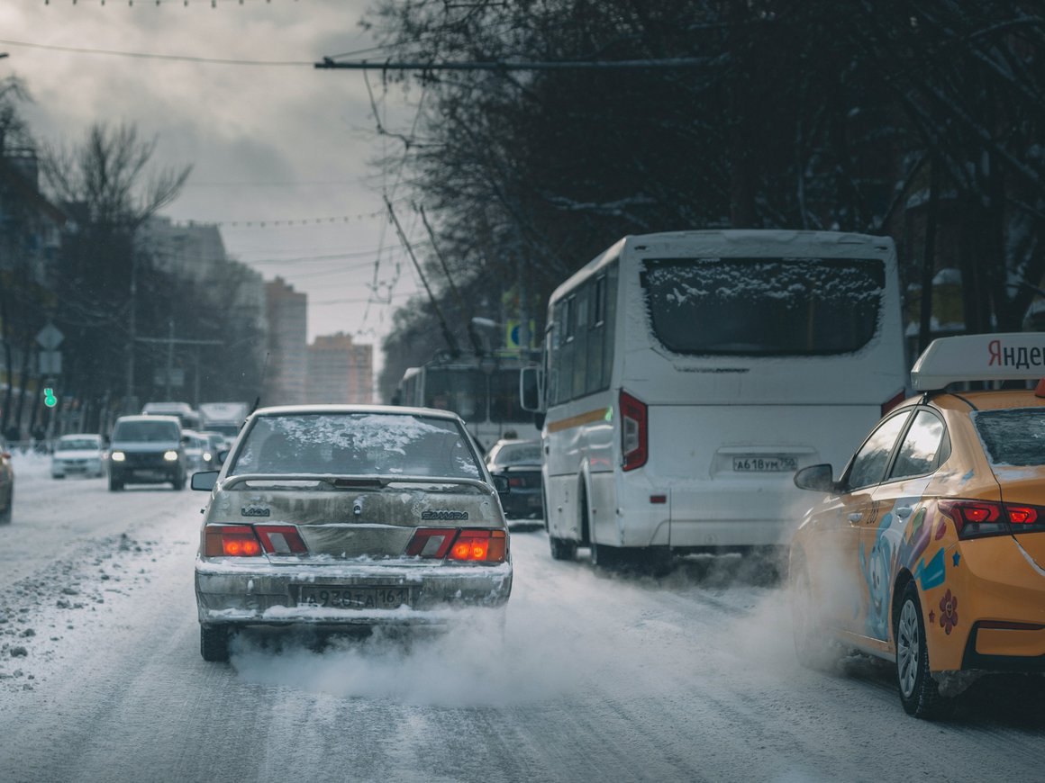 «Яндекс» выделил еще 100 млн рублей на поддержку таксистов и курьеров в пандемию