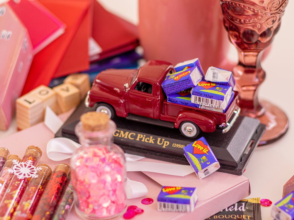 Голландские авторы «Love is…» отсудили у производителей и продавцов тульских пряников 150 тыс. рублей