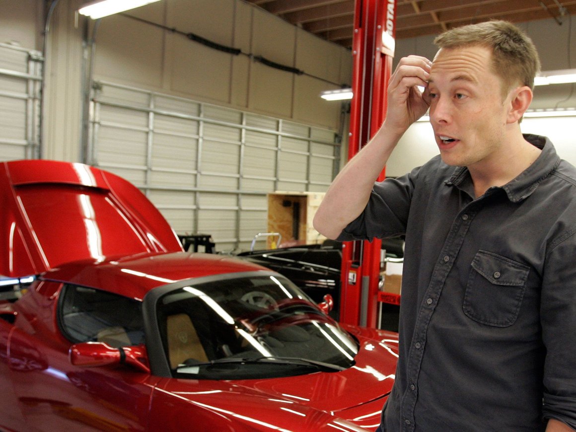 Tesla подала в суд на бывшего сотрудника после письма Илона Маска о саботаже