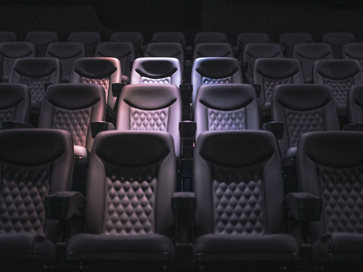 Стоимость билетов в кино в России в очередной раз обновила рекорд