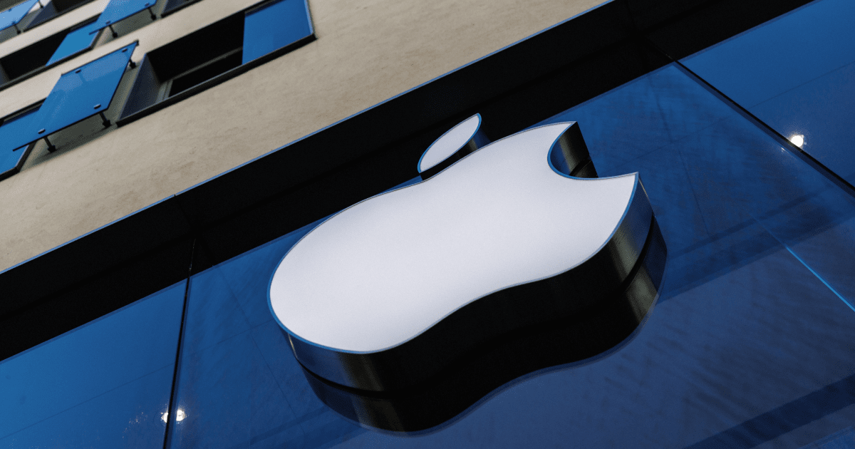 Теперь в iPhone — не только ChatGPT: Apple может интегрировать в iOS 27 ИИ-модели Gemini и Claude