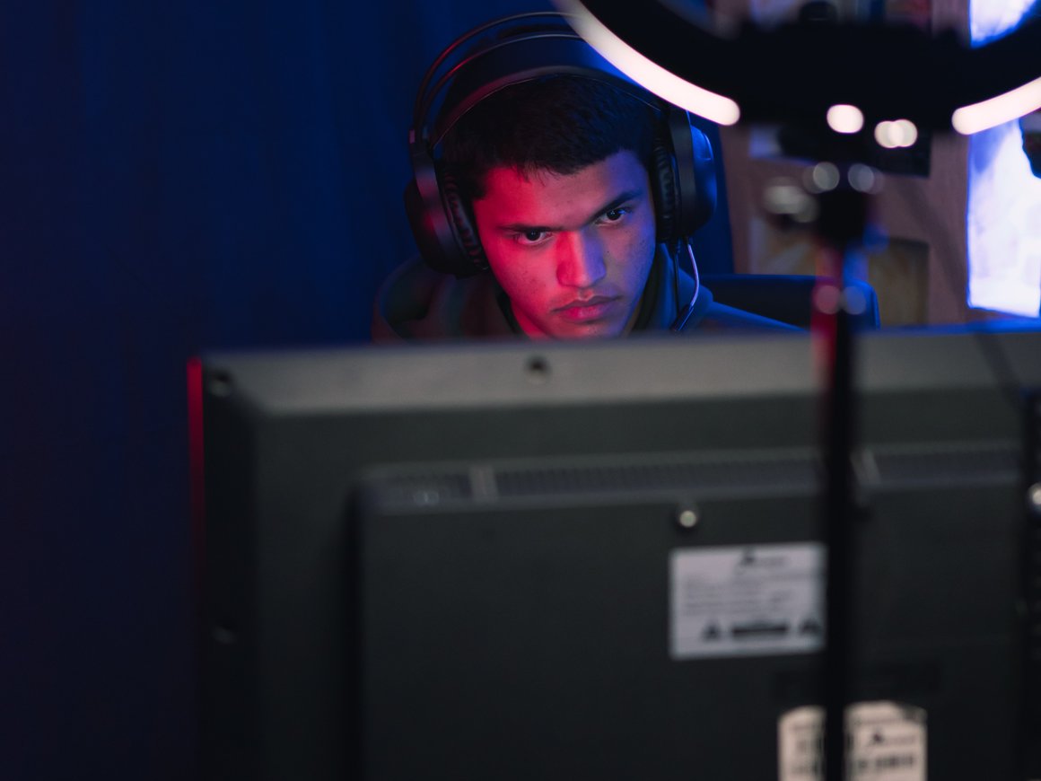 Структура Роскомнадзора предложила обязать игровую индустрию соблюдать требования «пакета Яровой»