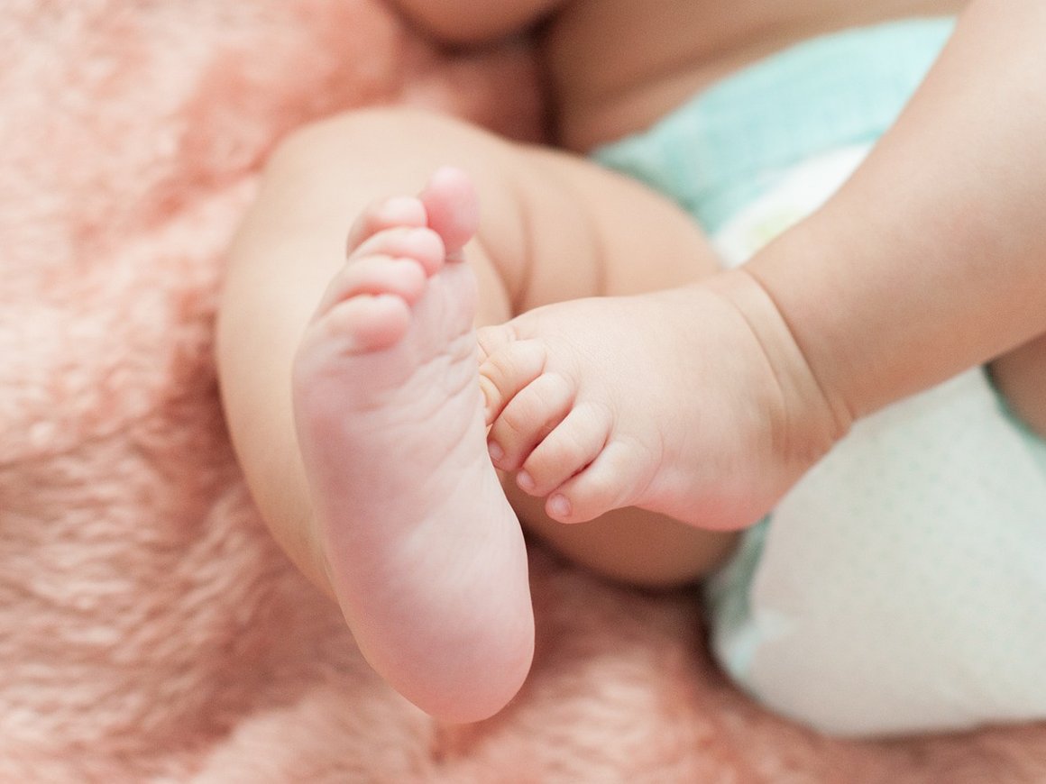 Bloomberg: топ-менеджер Neuralink Зилис родила Маску третьего ребенка