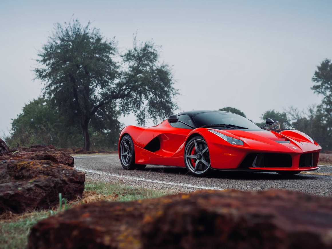 Кто покупает Ferrari: портреты клиентов из биографии Энцо Феррари