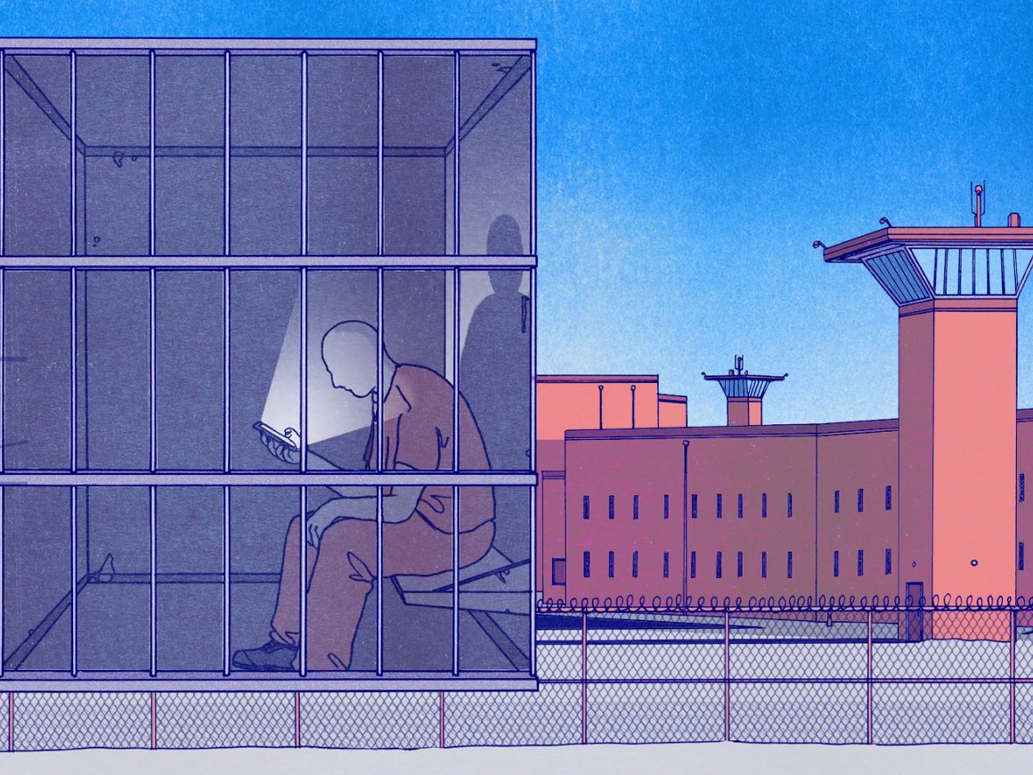 Как компании зарабатывают миллионы на переписке заключенных с близкими