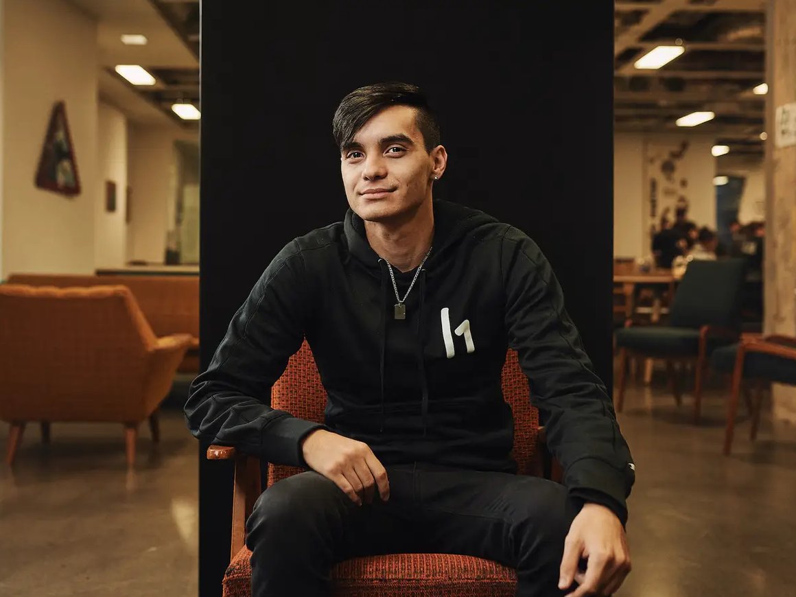 Как стать миллионером до 25 лет, если работать «белым хакером»