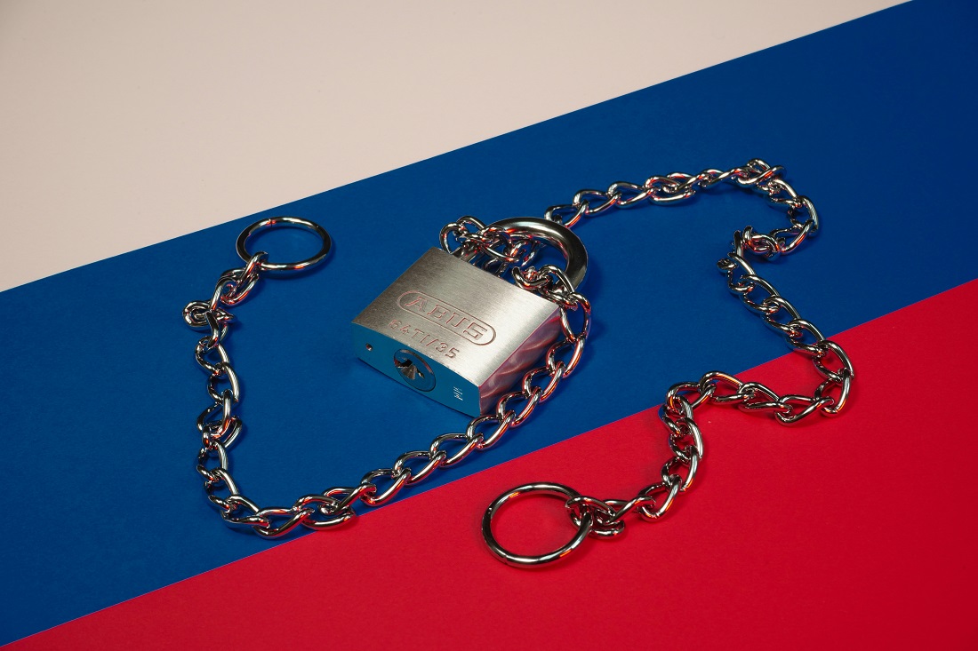 Дмитрий Песков посоветовал не задумываться о сроках снятия антироссийских санкций