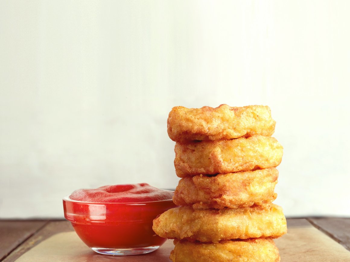 «СберМаркет» рассказал, в каких городах России чаще всего едят фастфуд