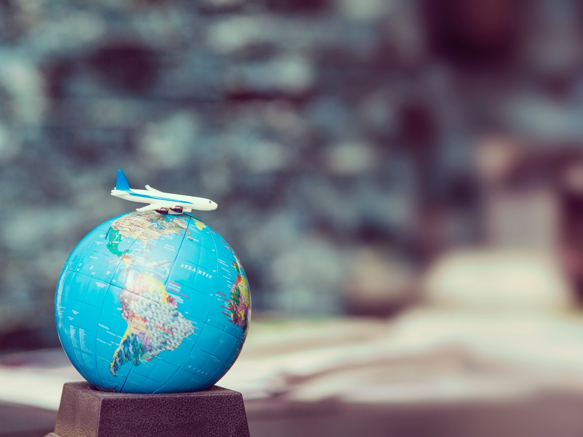 Старейший в мире туроператор Thomas Cook объявил о прекращении работы