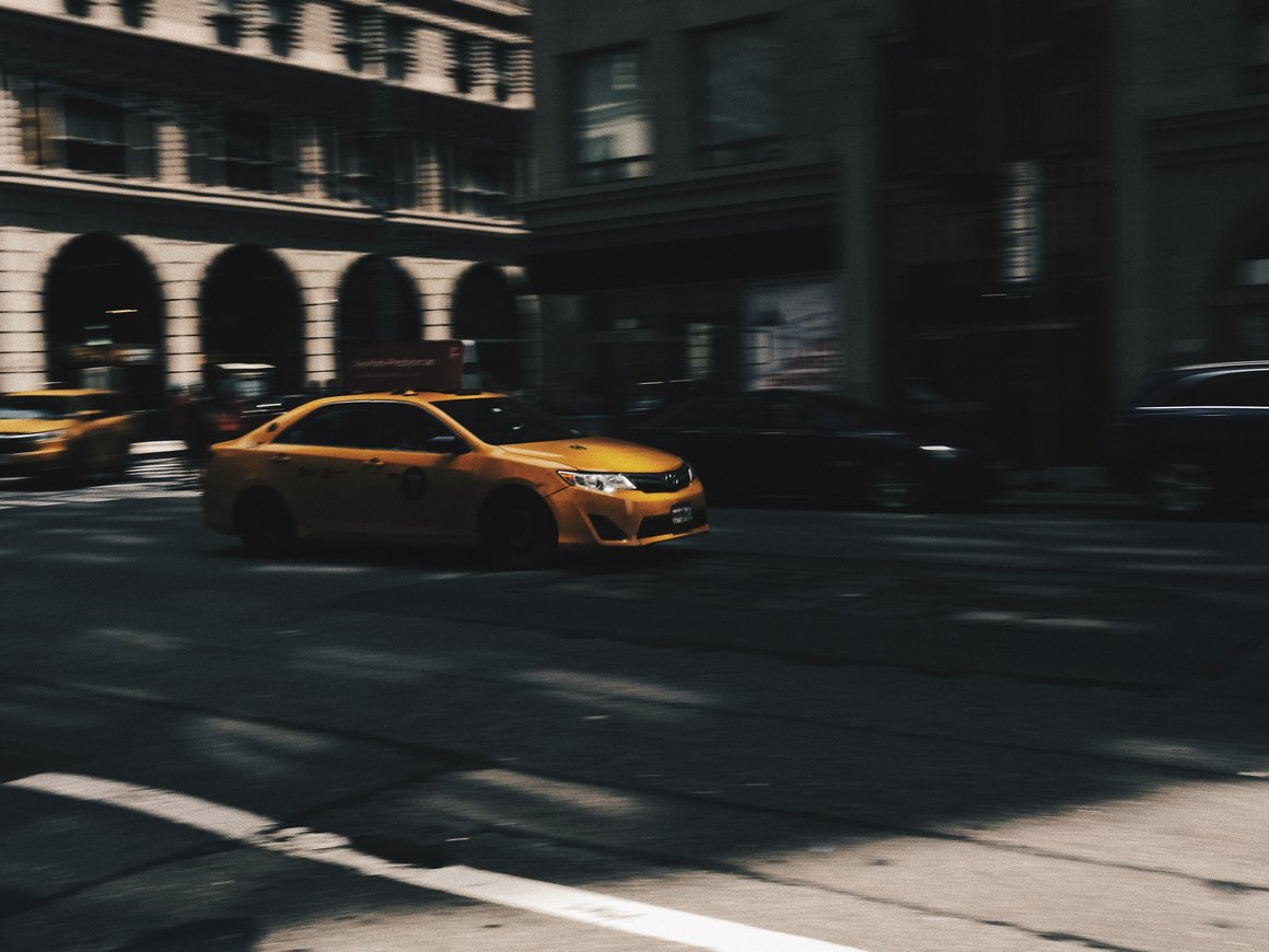 Эксперты предупредили о всплеске фейковых вакансий диспетчеров такси