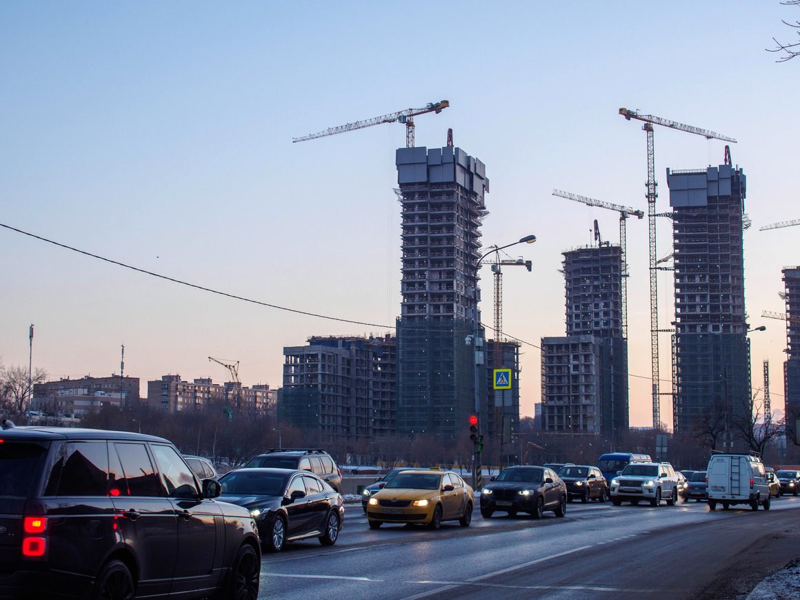 Цены на жилье в новостройках начали снижаться