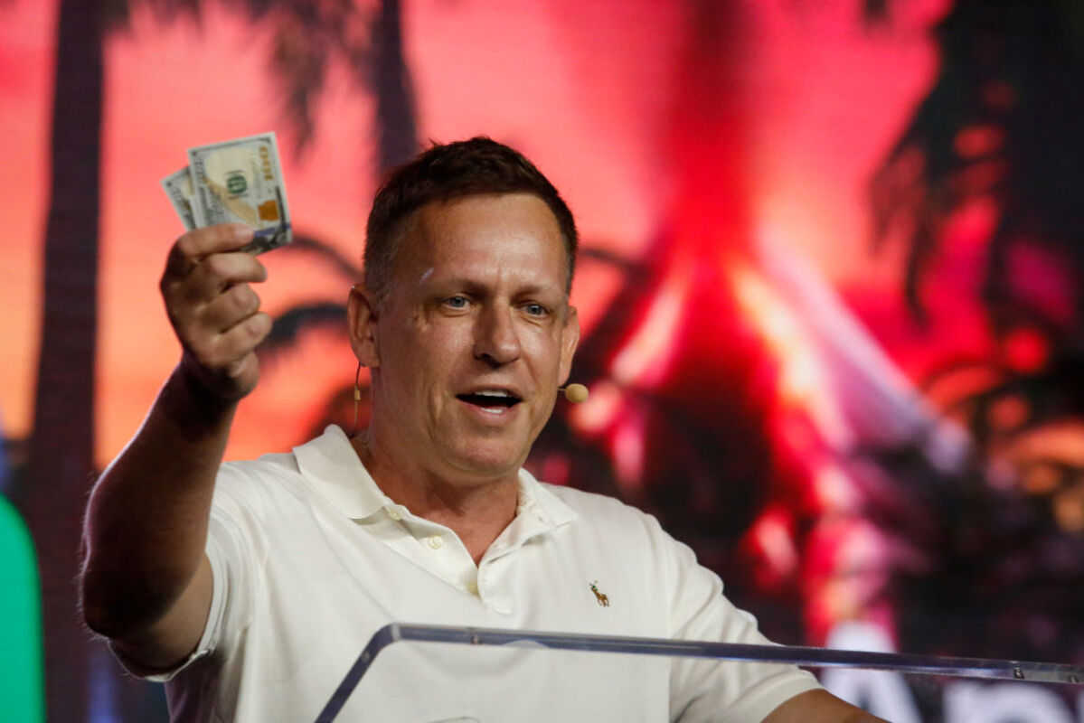 Сооснователь PayPal Питер Тиль посоветовал «не ставить против Илона Маска»