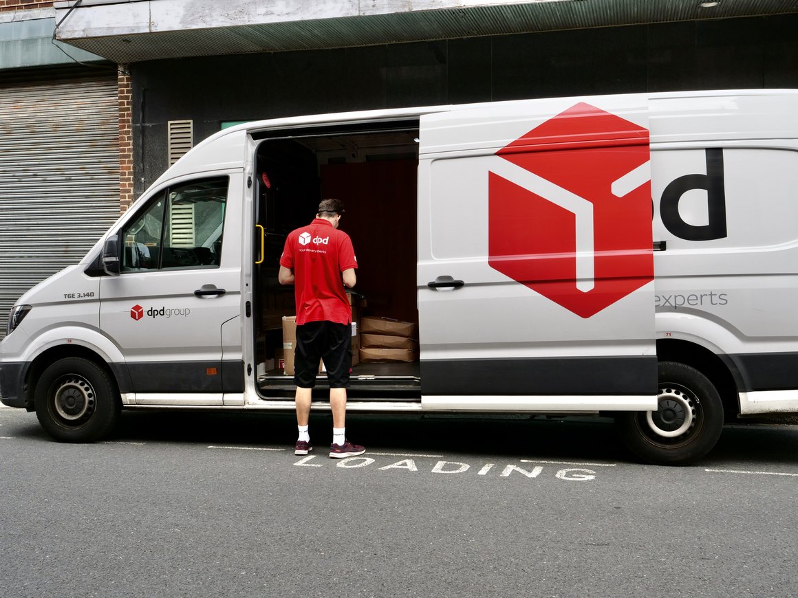 Суд запретил сделки с акциями DPD в России из-за банкротства сети PickPoint
