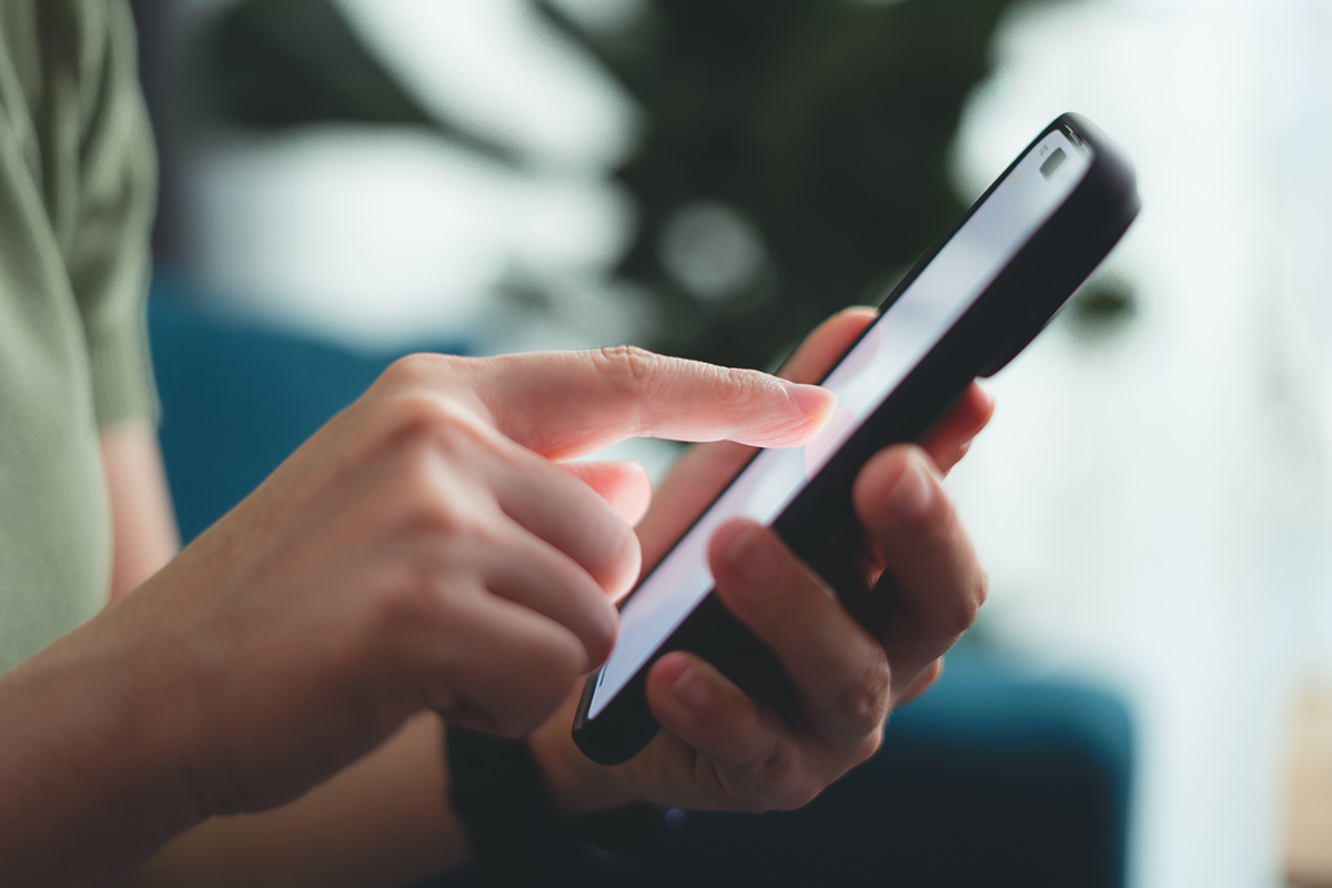 Как удалить сохраненные слова с клавиатуры на Android