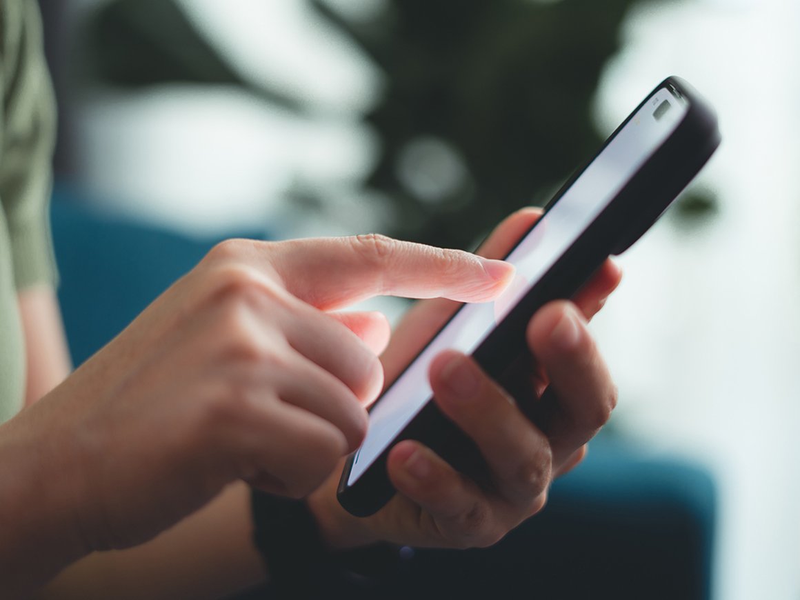 Как удалить сохраненные слова с клавиатуры на Android