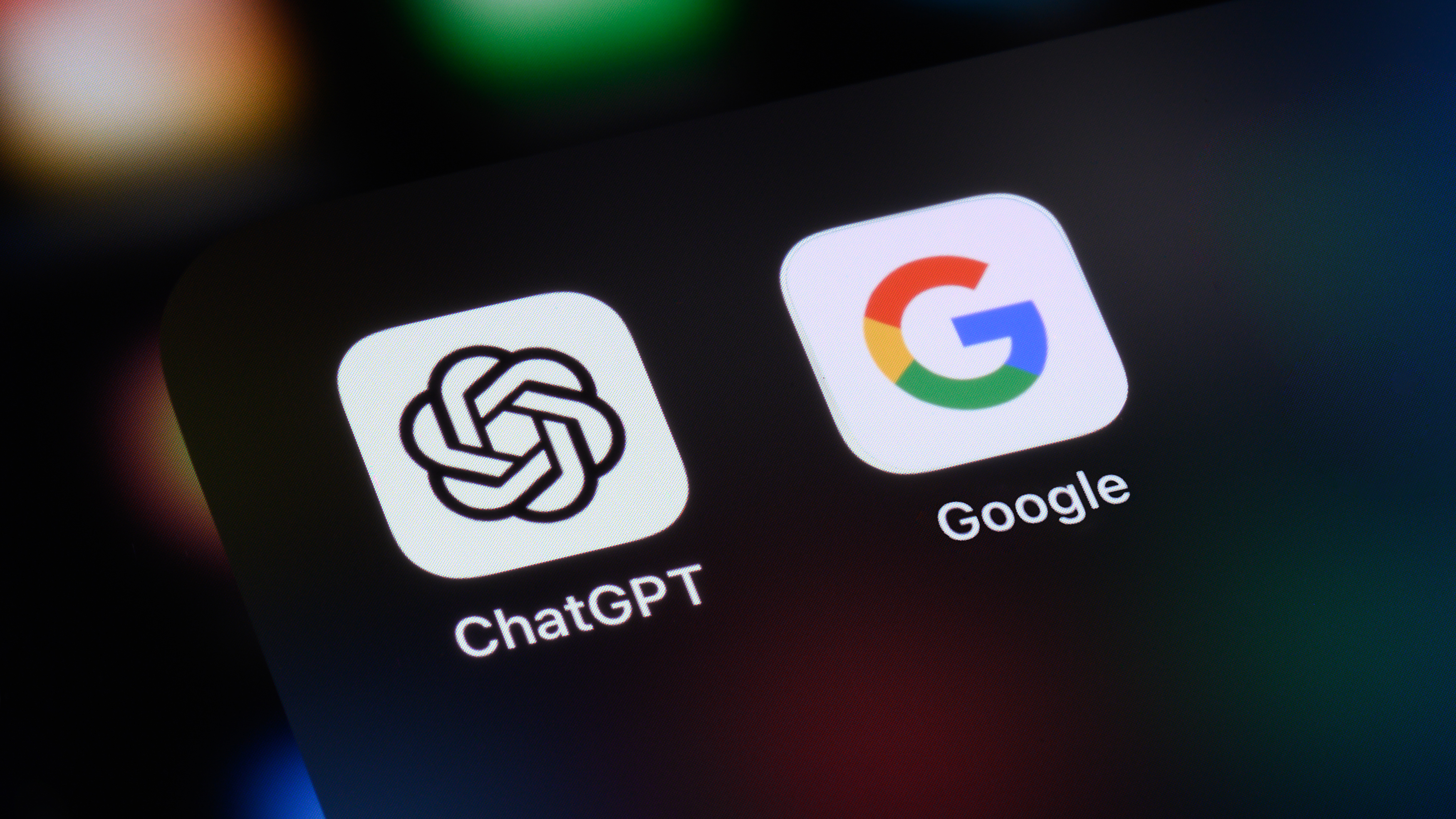 Чаты с ChatGPT больше не появятся в Google: OpenAI отключила публичный доступ к перепискам с ИИ