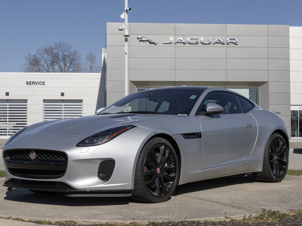 Британский Jaguar представил новый логотип