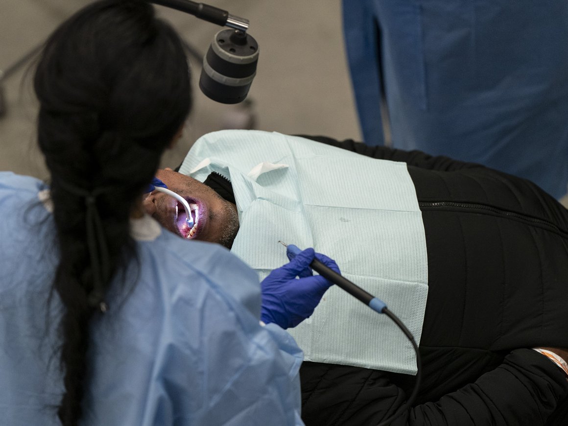 Оборот рынка стоматологических услуг вырос на 15% за год