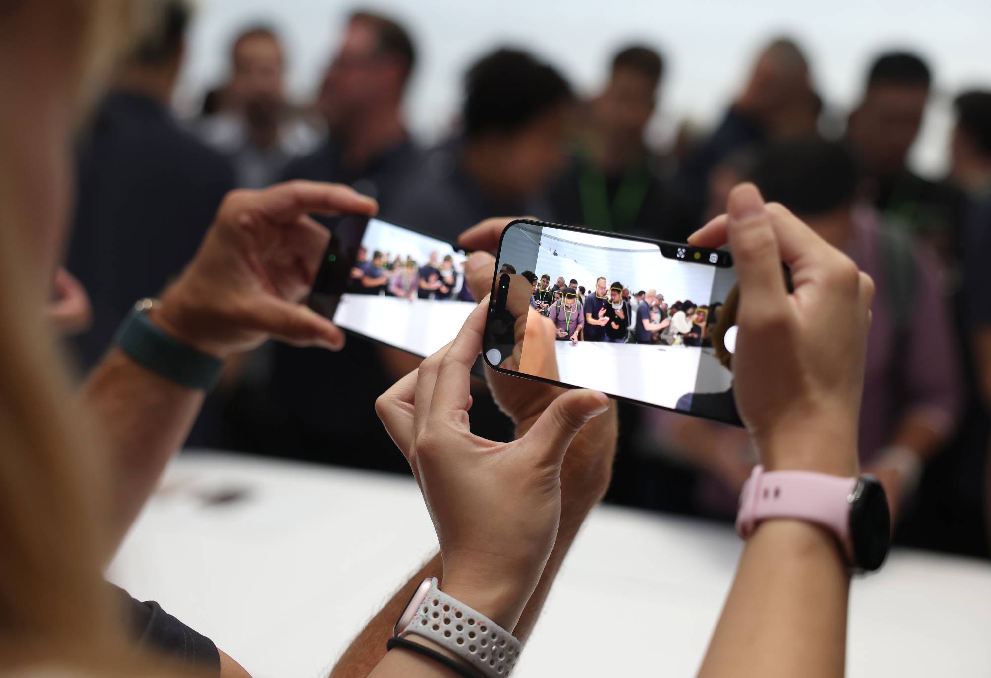 В России открыли предзаказы на новый iPhone 16e