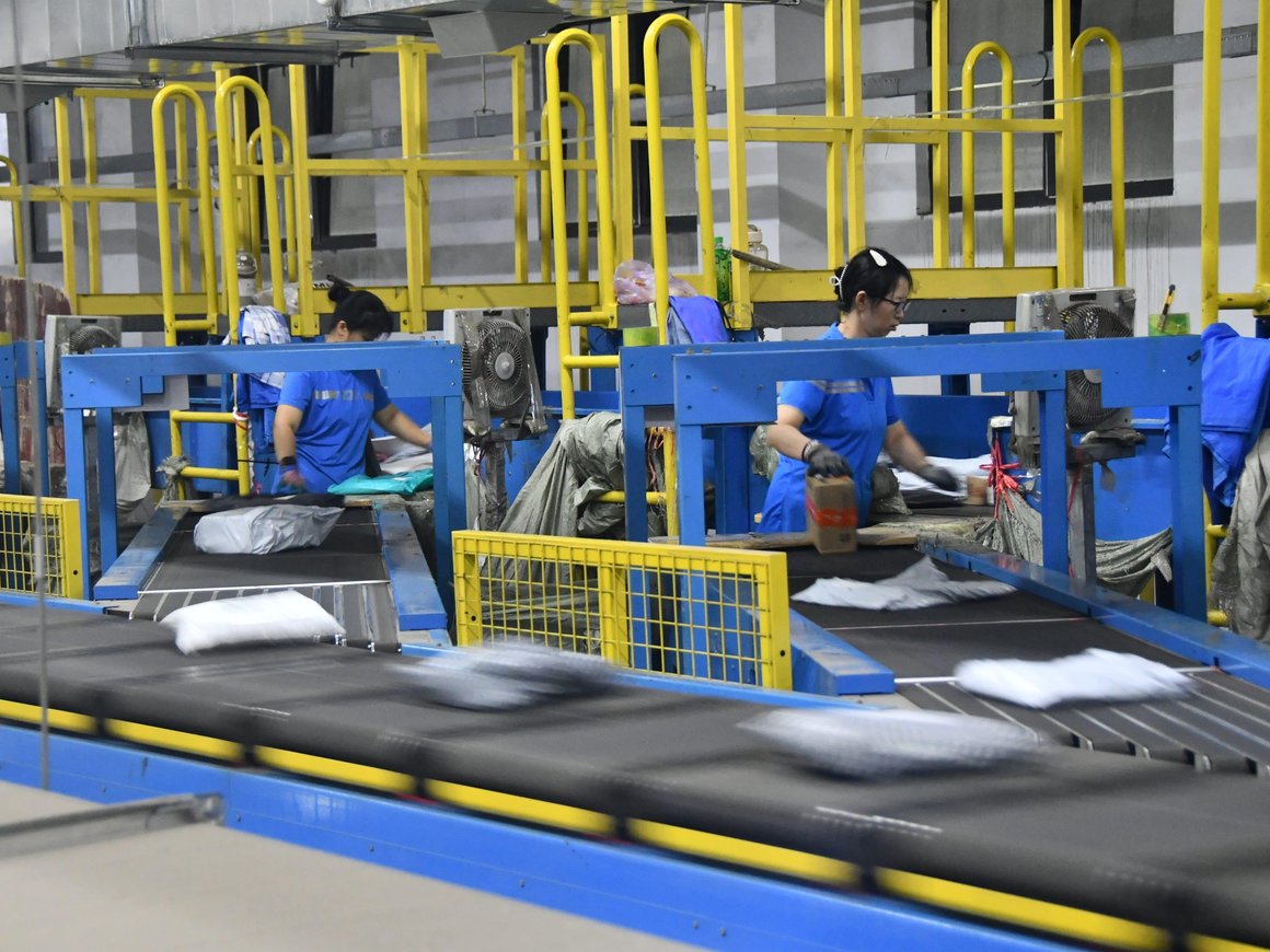 В январе–августе доля Китая в общих расчетах продавцов на российских маркетплейсах упала до 51%