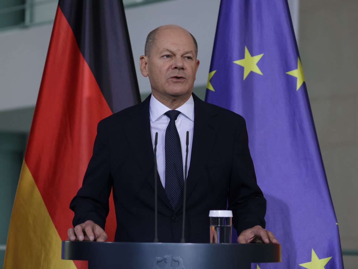 Канцлер Германии Шольц впервые за два года созвонился с Путиным