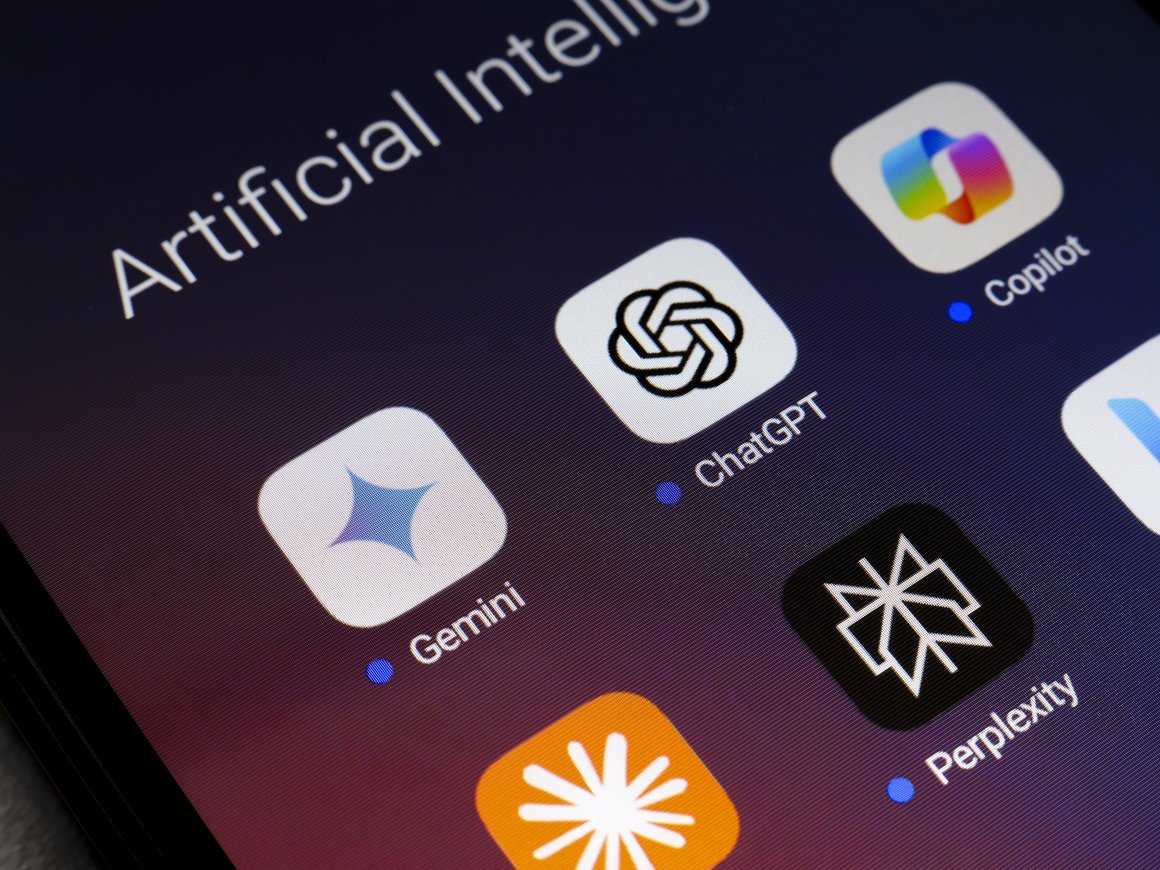 Microsoft начнет использовать модели ИИ не от OpenAI — Reuters