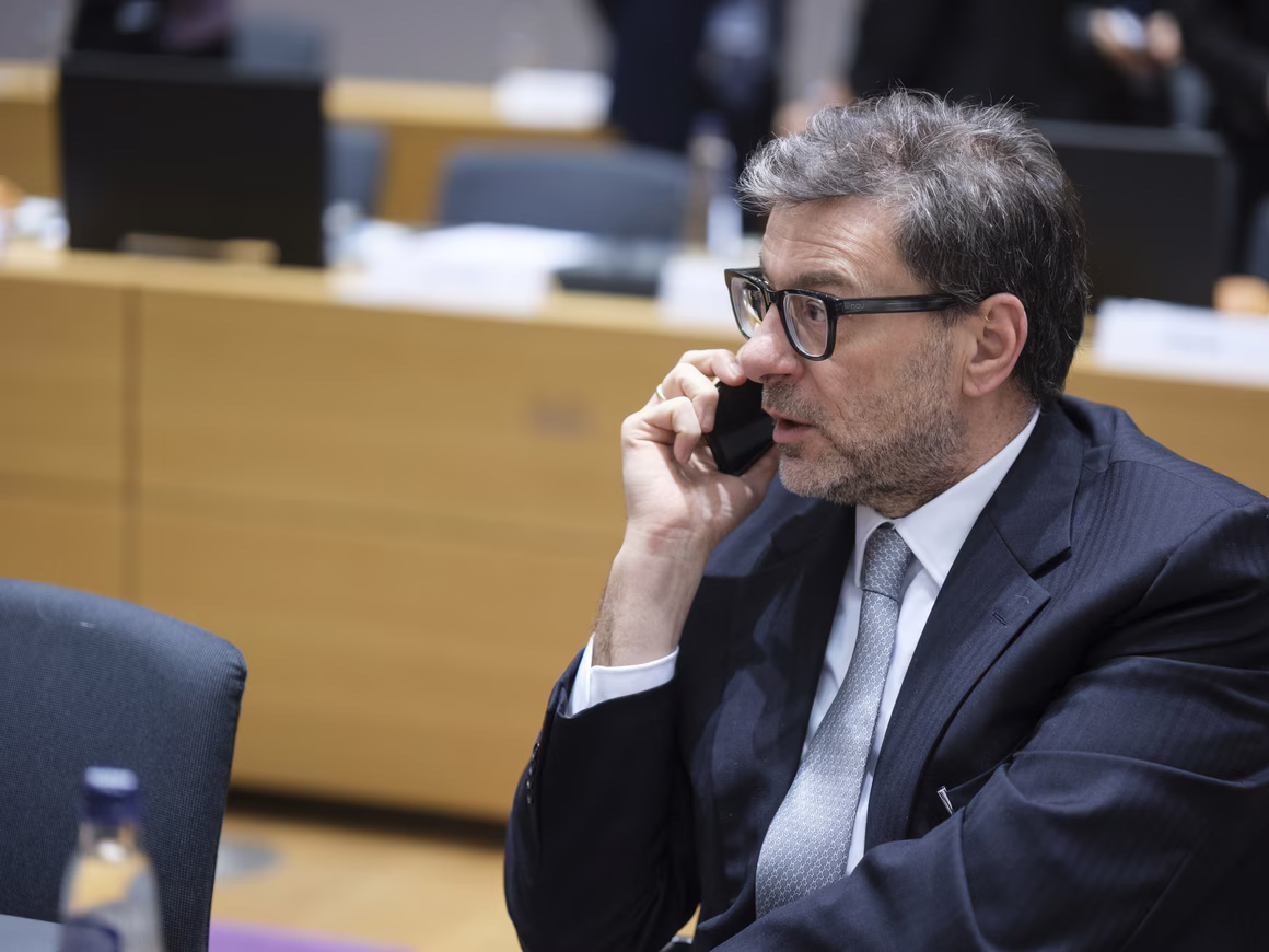 T2 запустил единую линию для помощи жертвам мошенников