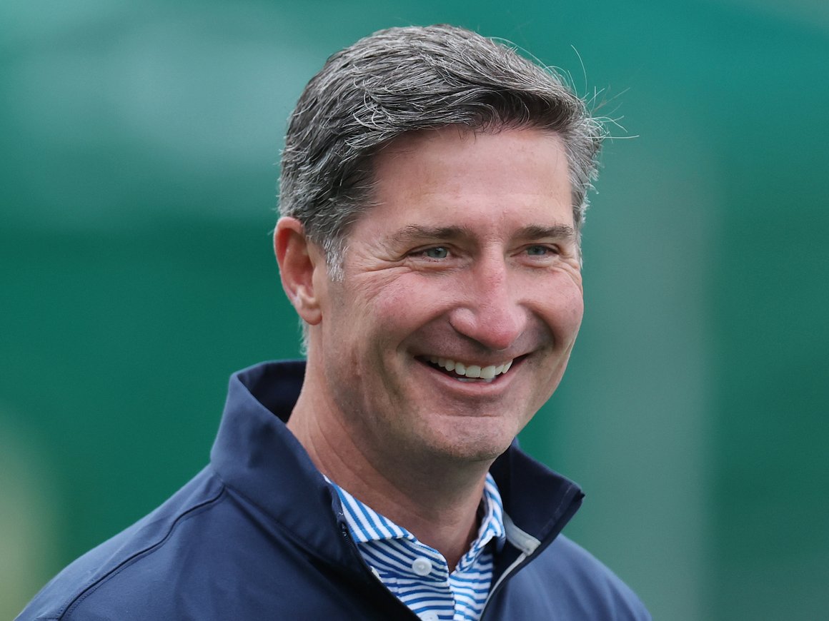 Кабинет с видом на океан: CEO Starbucks построил личный офис — всего в пяти минутах от своего дома