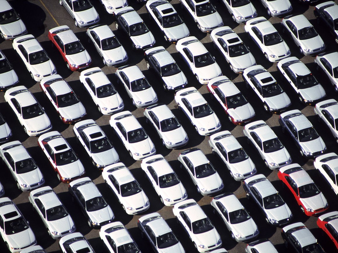 На российских маркетплейсах в 2024 году продали автомобили на 16 млрд рублей