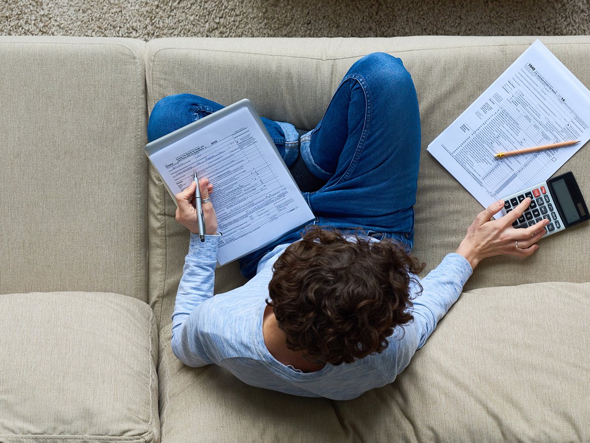 «Бремя последствий переложат на физлицо»: юристы рассказали о списании налогов с граждан без суда