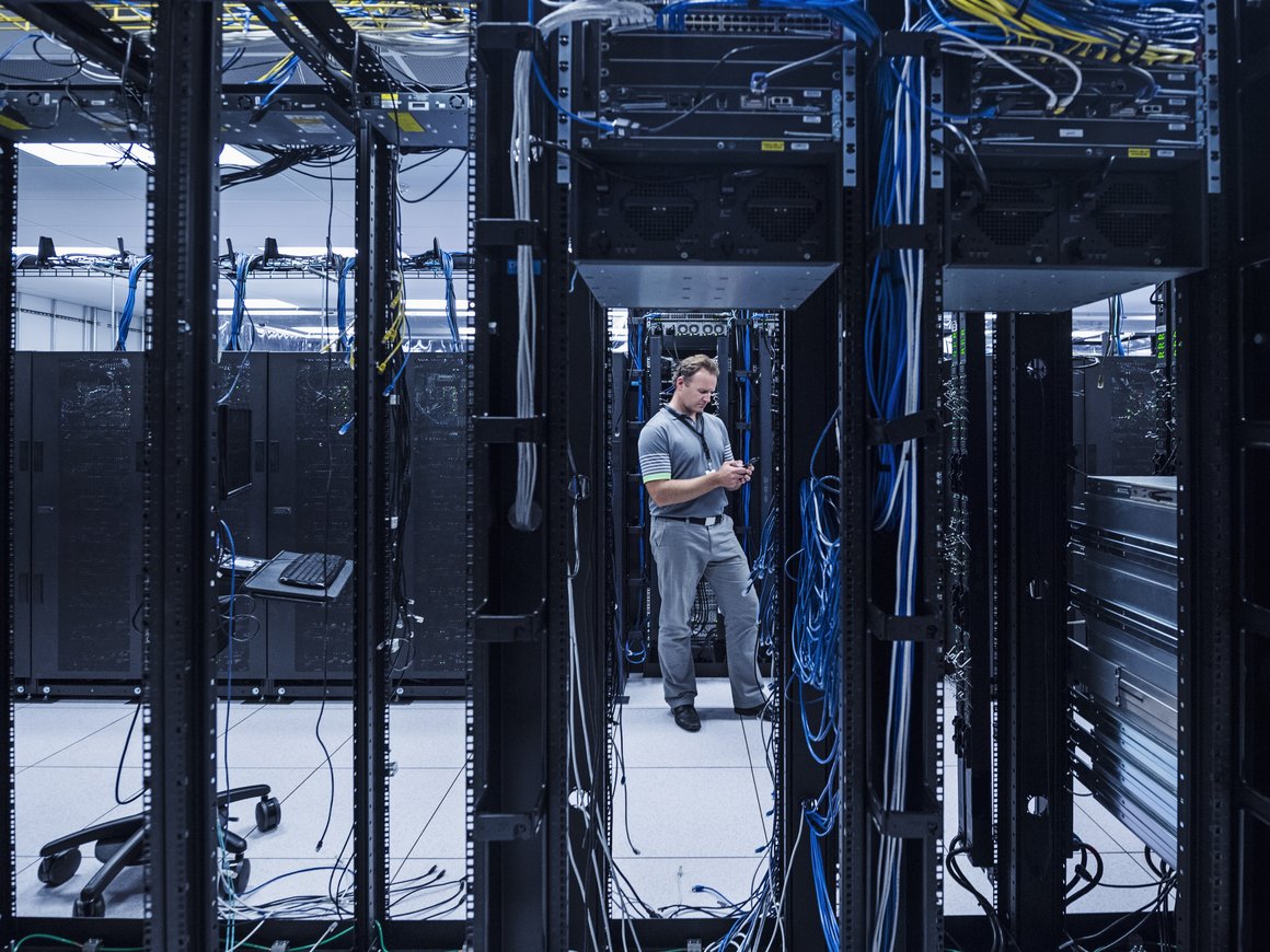 Число хакерских атак на российские банки с начала года выросло в два раза